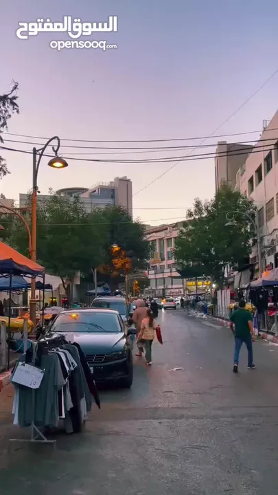 محل للايجار / الكراون مول شارع وداد ناصر الدين 27 متر على الشارع تقريبا