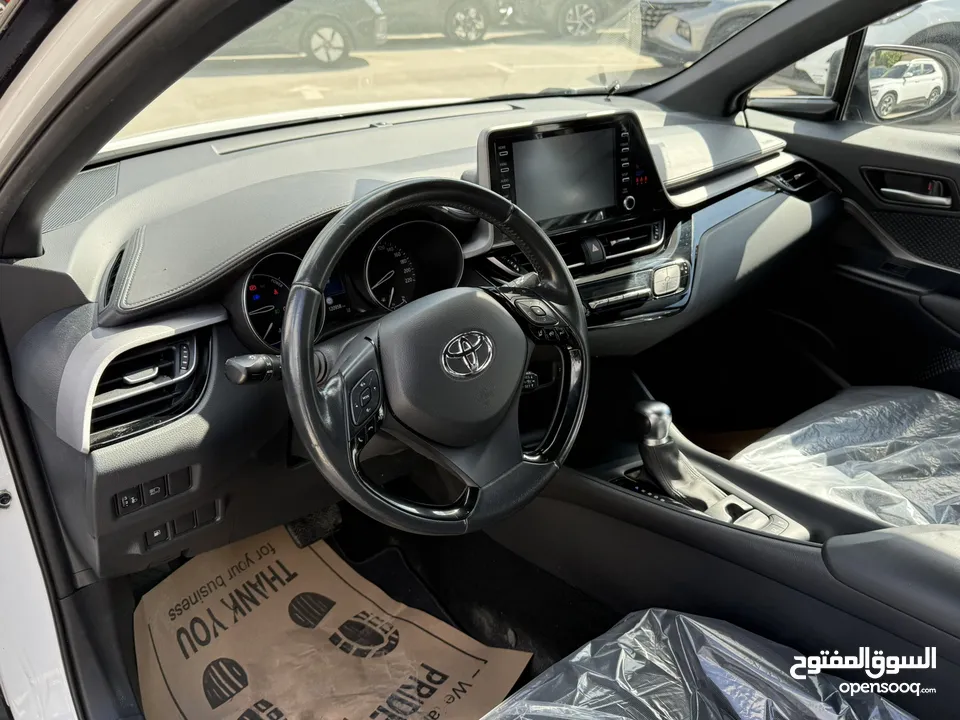 تويوتا C-HR ترخيص 2022 محرك 1800 هايبرد