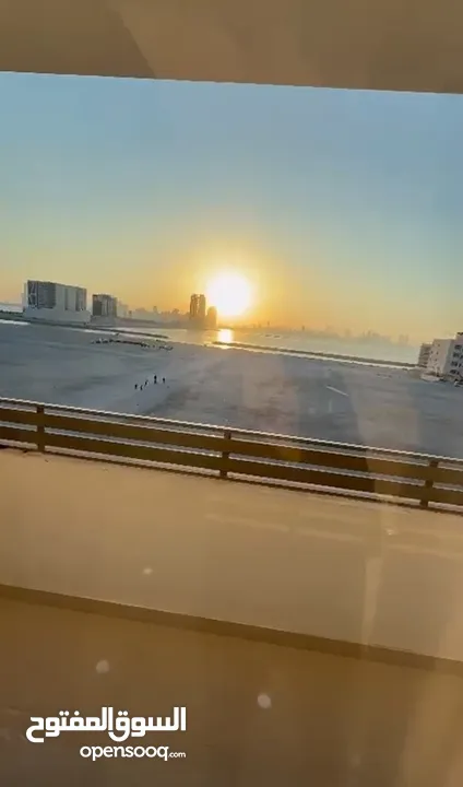 شقة سكنية للبيع اطلالة بحرية خلابة + موقع ممتاز جدا بالحد الجديدة (للبحرينيين + الخليجيين فقط)
