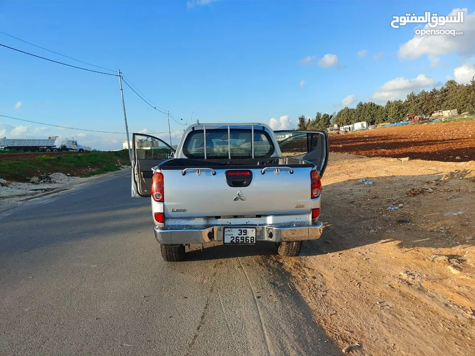 ميتسوبيشي L200