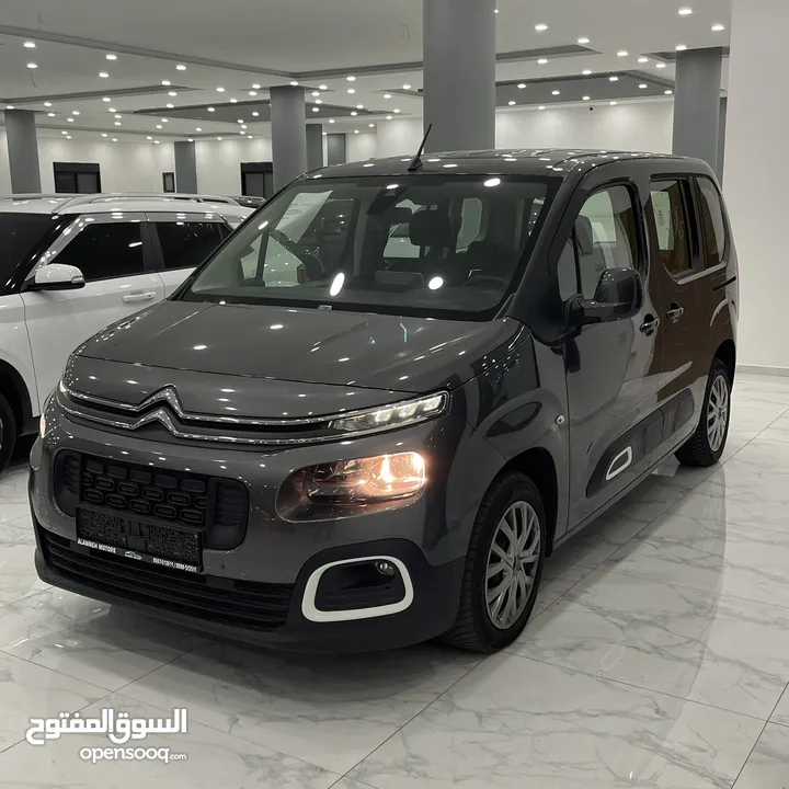 ستروين برلينجو فل اضافات فحص نخب