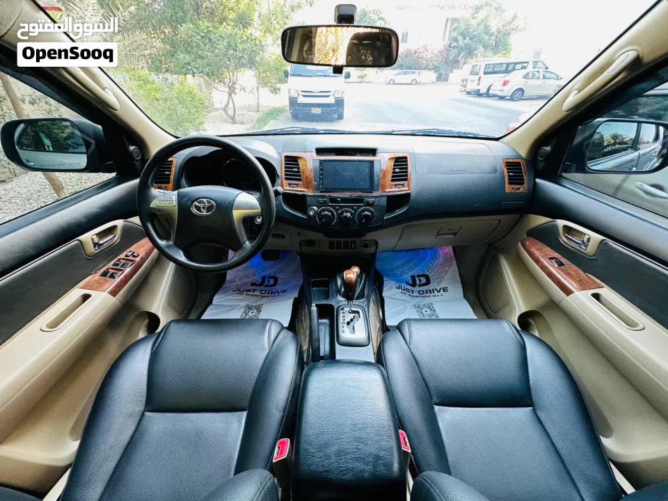 Toyota Fortuner 4wd single owner low Mileage 1 year passing insurance new tyres ready to drive condi