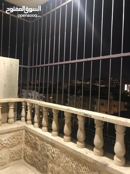 شقة مفروشة سوبر ديلوكس بالجاردنز - للايجار 550دينار شهري