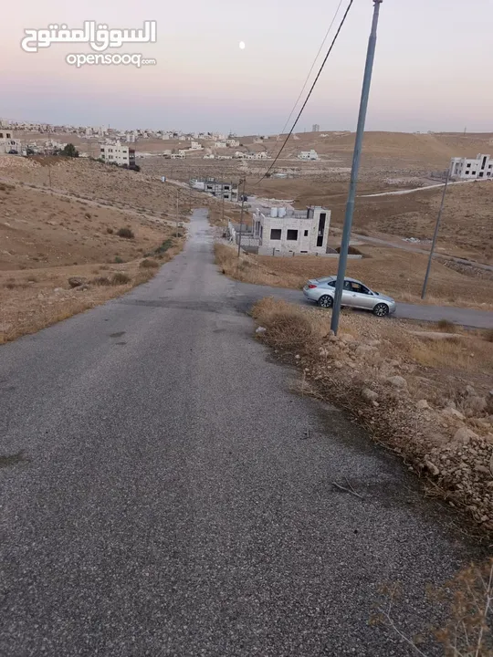 قطعة ارض مميزة جدا في ضاحية المدينة