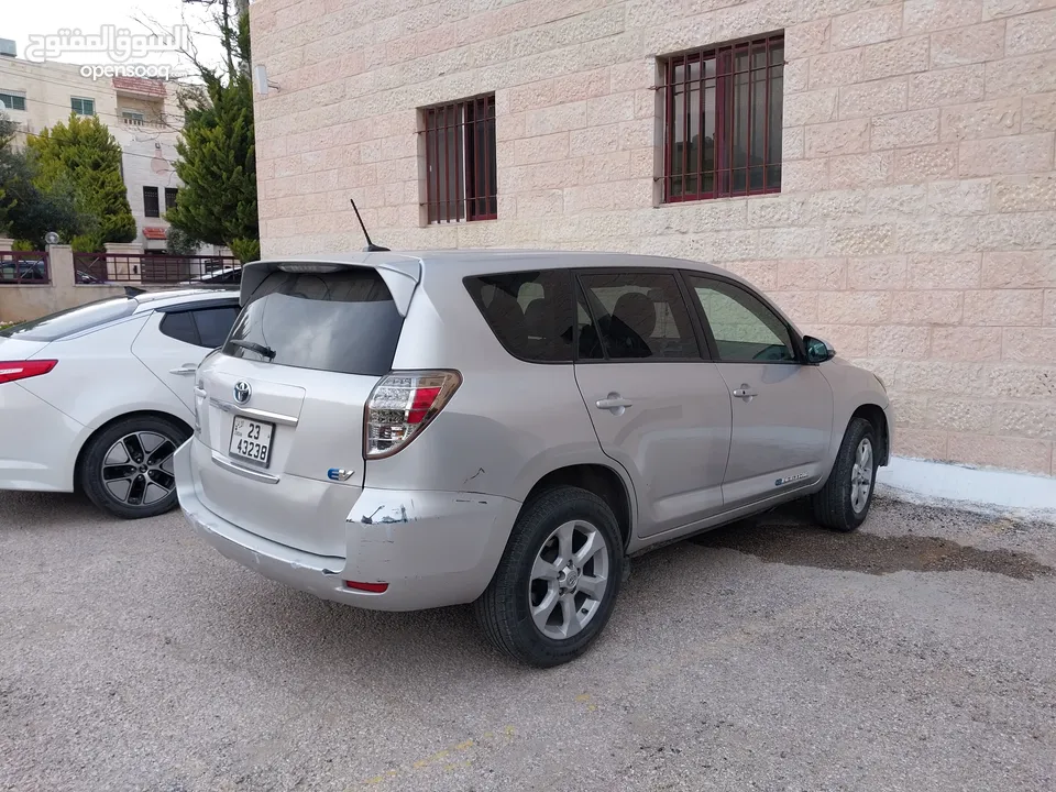 تويوتا rav 4 ev كهربائيه بالكامل 2014 للبيع