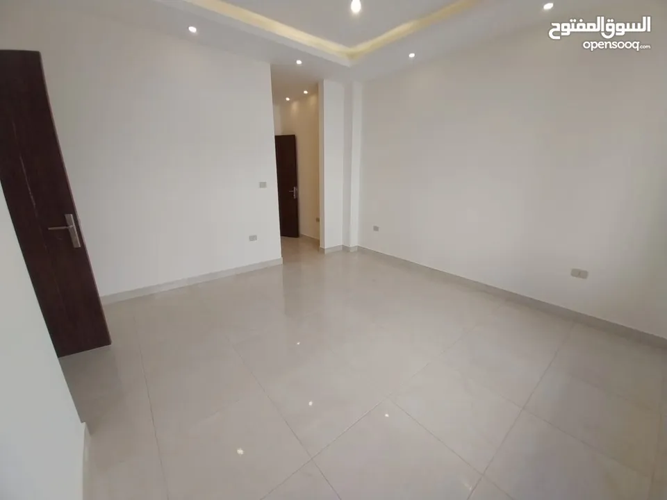 شقة غير مفروشة للإيجار ( Property 38688 )-175034701