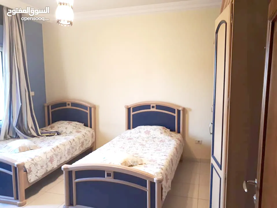 فيلا مستقلة للإيجار مفروشة بالكامل مكونه من 5 نوم