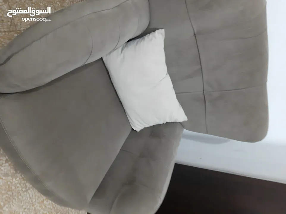 أغراض للبيع