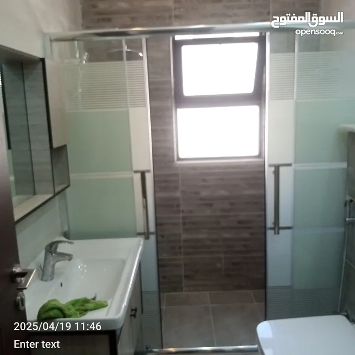 شقة مميزة في ضاحية النخيل بسعر مميز مساحة 200م