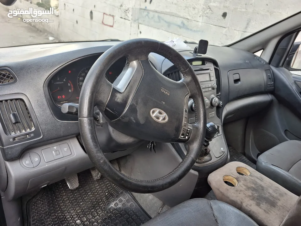 هونداي. H1  2012