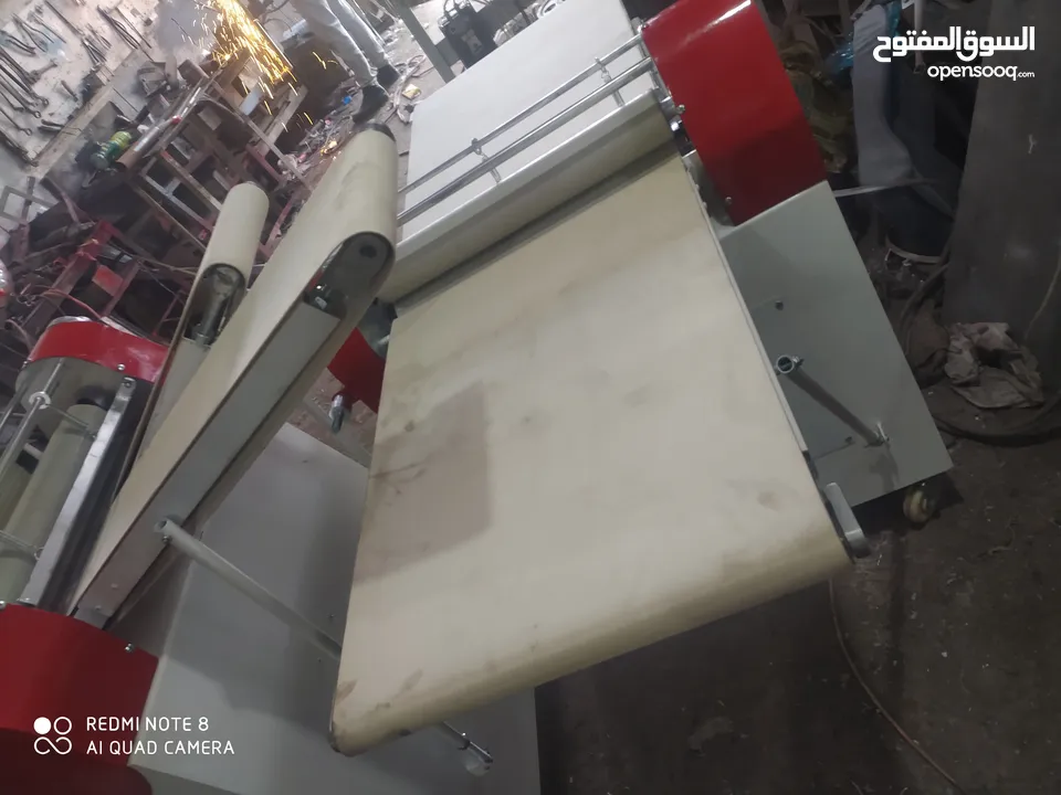 عده مخبز للبيع رقاقات جديده وفرن عجانه قطاعه