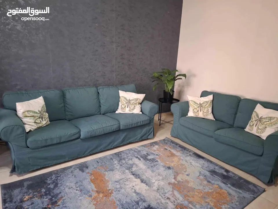 كنب ايكيا ثلاثيه وثنائيه وكفر لون احمر تغيير