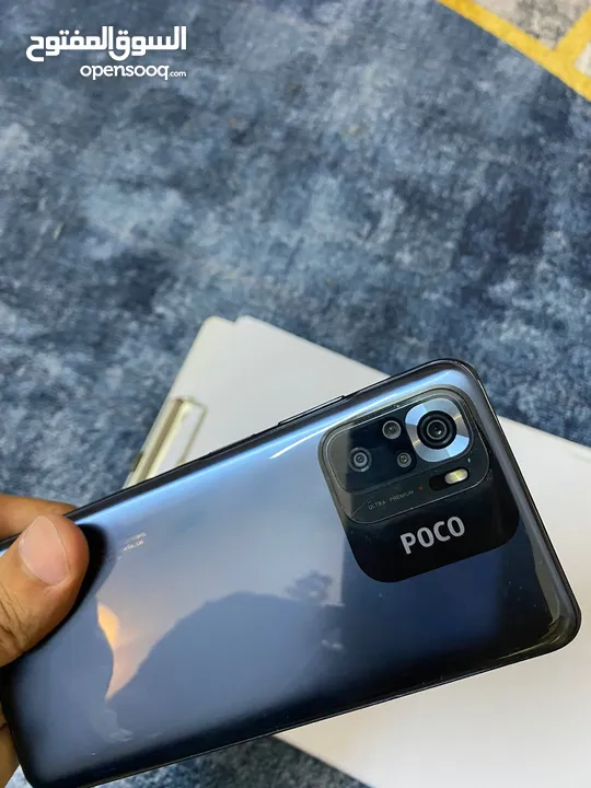 Poco M5 S. مستعمل 150 سعره) 128 G  - 6 Ram  شاشة بقياس 6.43" من نوع اموليد AMOLED  بدقة +FHD