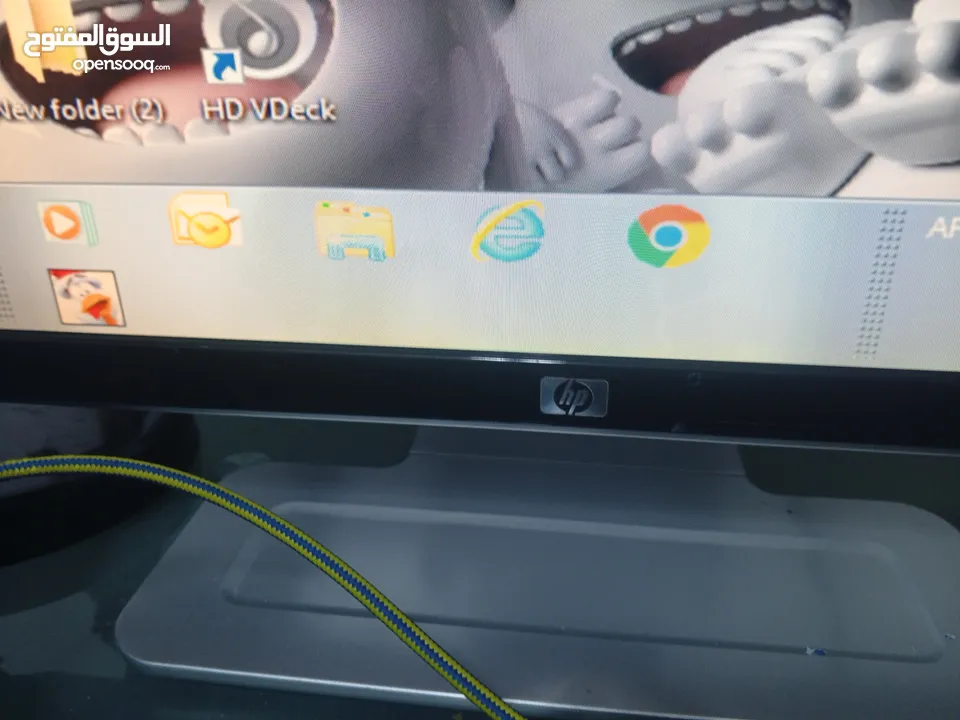كمبيوتر بدون الطاوله