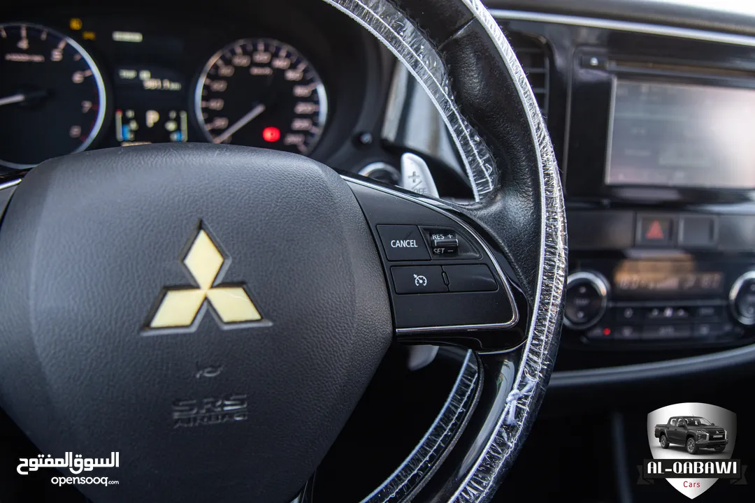 Mitsubishi Outlander 2016    السيارة بحالة الوكالة