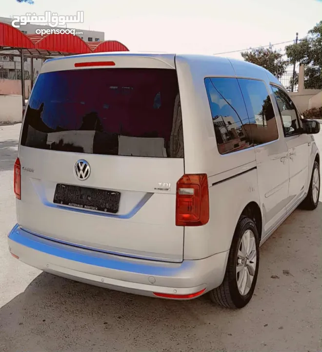 فلكس فاجن كادي