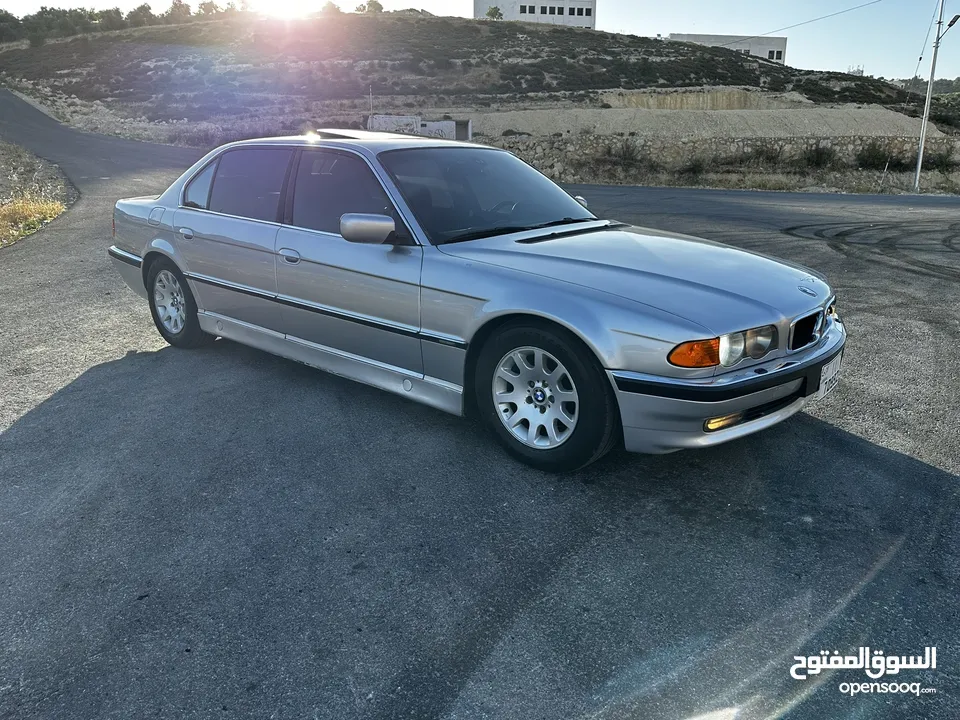 بي ام دبليو الفئة السابعة Bmw e38 728IL