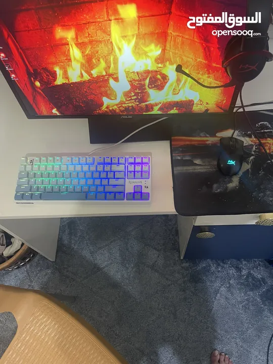 جهاز قيمنق مع كافة محتوياته