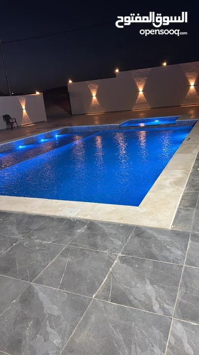 مزرعة و شاليه فاخر للبيع