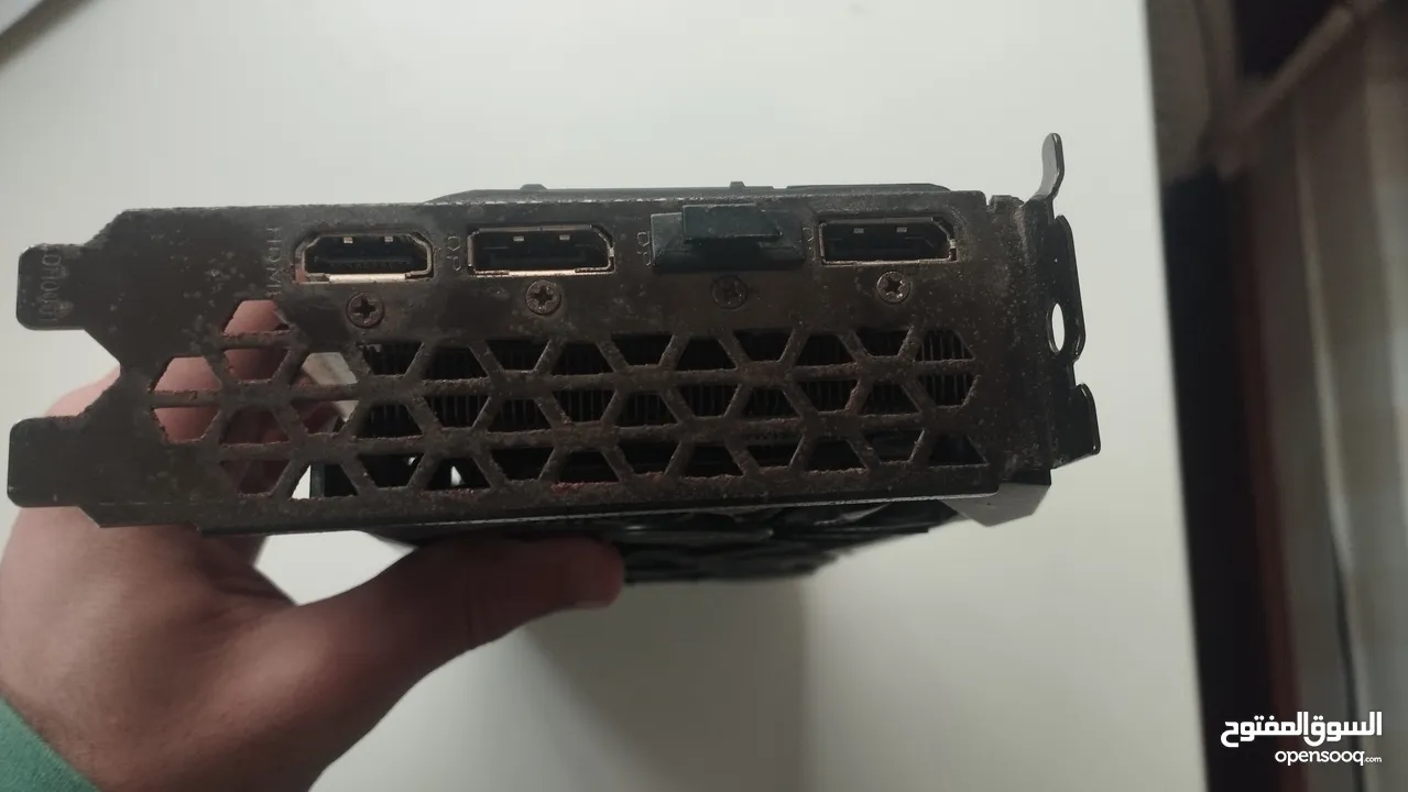 كرت شاشة rx 5500 xt 8g نسخة gigabyte