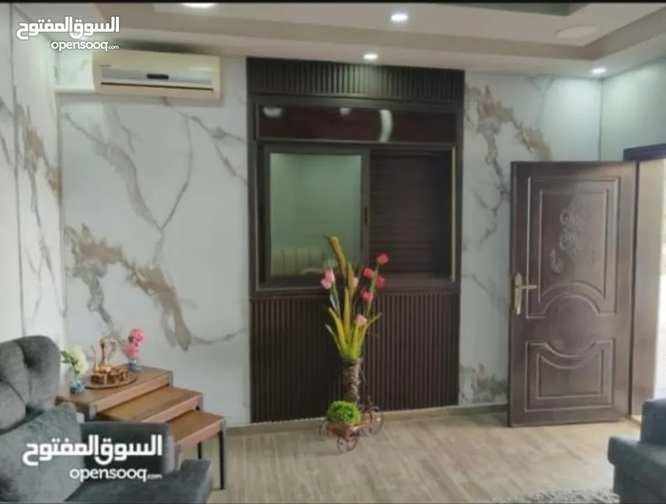 بيت مستقل للبيع بسعر مغري ..........................................................................