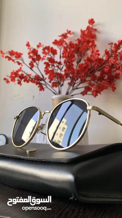 نظارة شمسية جديدة شبيهة بقصة ال RAYBAN