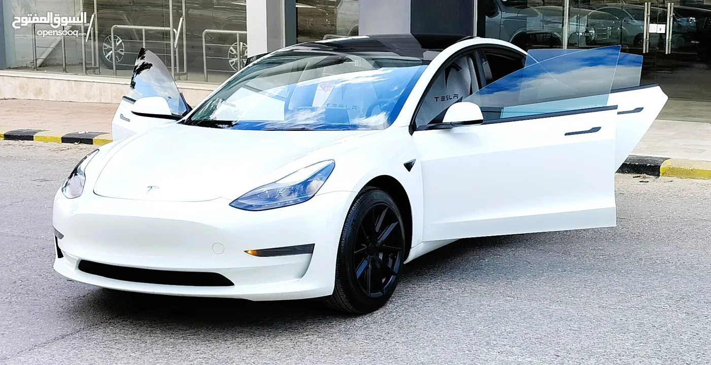 تيسلا 2022 فحص كامل +B اوتوسكور بدون ملاحظات بودي -كرت ابيض-بحالة الوكالة لون مميز بسعر لقطة ومحرووق
