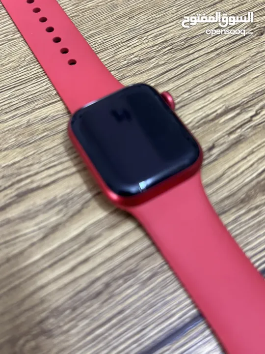 APPLE WATCH SERIES 6 LIMITED EDITION comes with original charger for 85 JOD only!