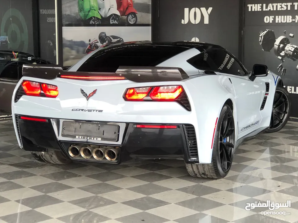 شيفروليه كورفيت جراند اسبورت  كاربون 65 ايديشن 2018 CHEVROLET CORVETTE GRAND SPORT CARBON 65 EDITION