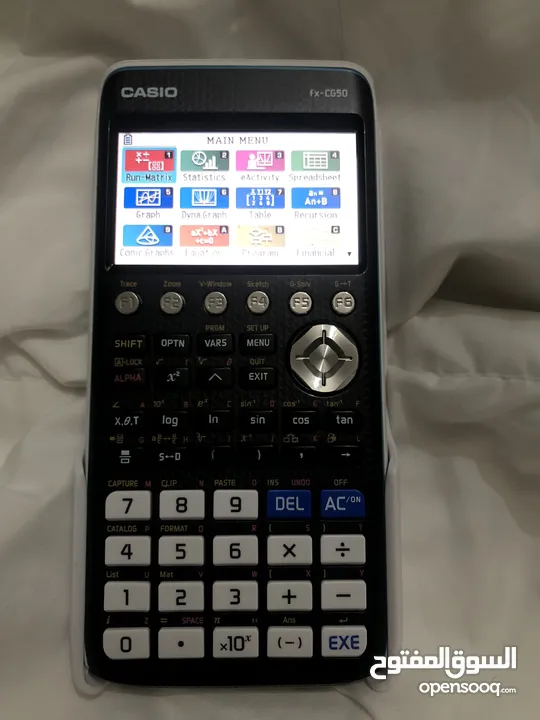 Casio FX-CG50 graphing calculator — like new ‎ آلة حاسبة رسومية Casio fx-CG50 – بحالة ممتازة!