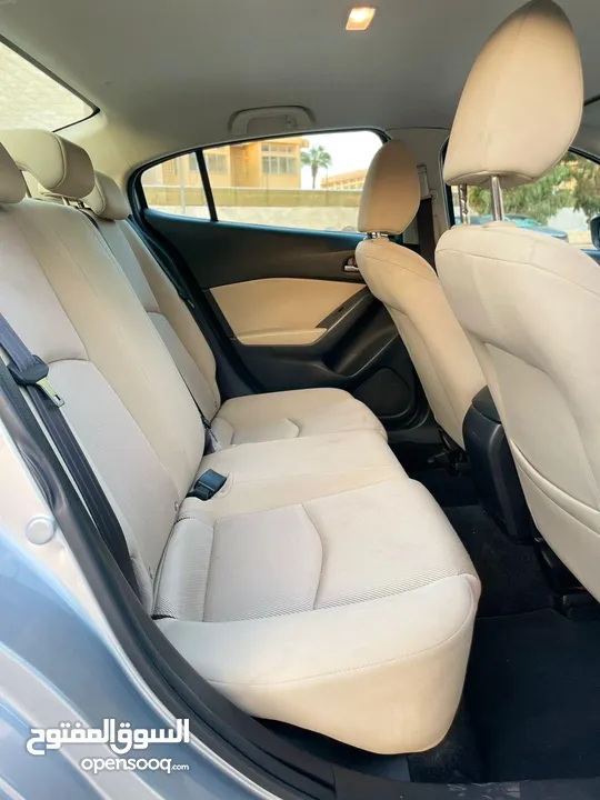 Mazda 3- 2018 جمرك جديد فحص كامل فل بدون فتحة