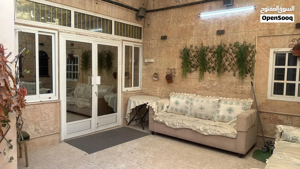 منزل كبير في البسيتين