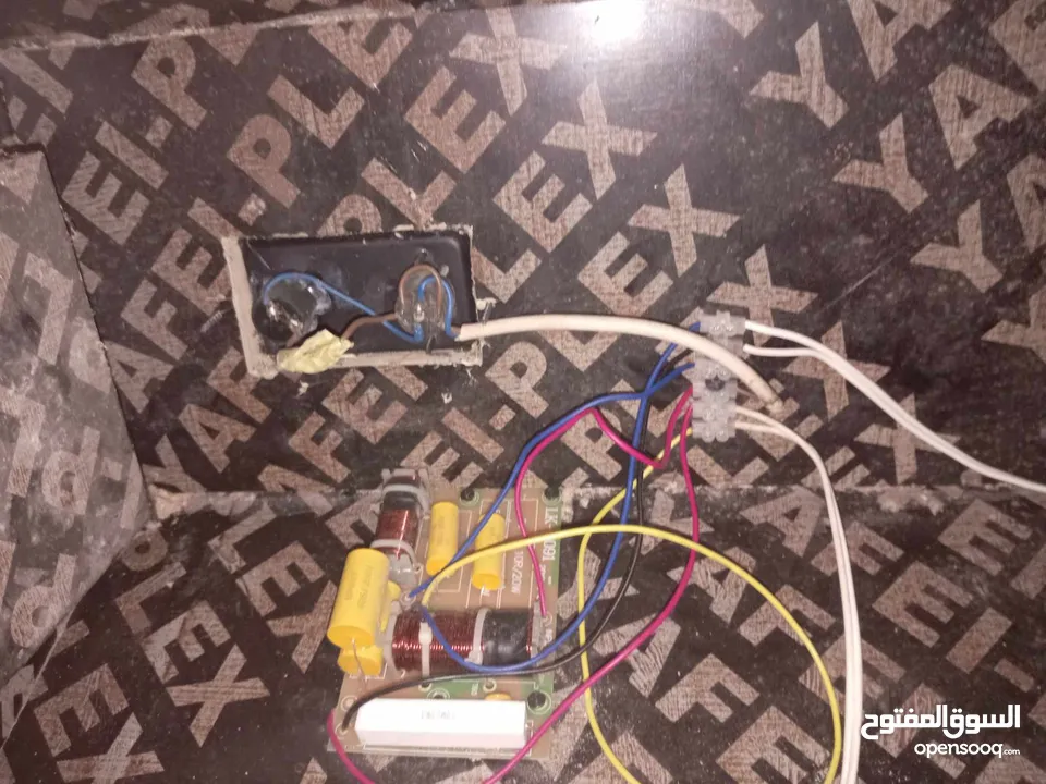 سماعات للبيع
