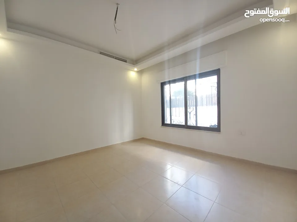 Unfurnished Apartment For Rent In Deir Ghbar  ( Property 35234 )-174805084
