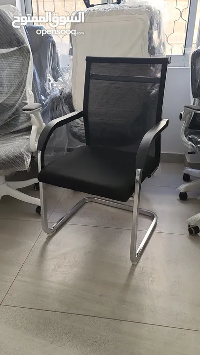 كراسي انتظار/كراسي محاضرات /كراسي ضيف كراسي عيادات جلد شبك مريحة وبمواصفات طبية wanting chair ergono
