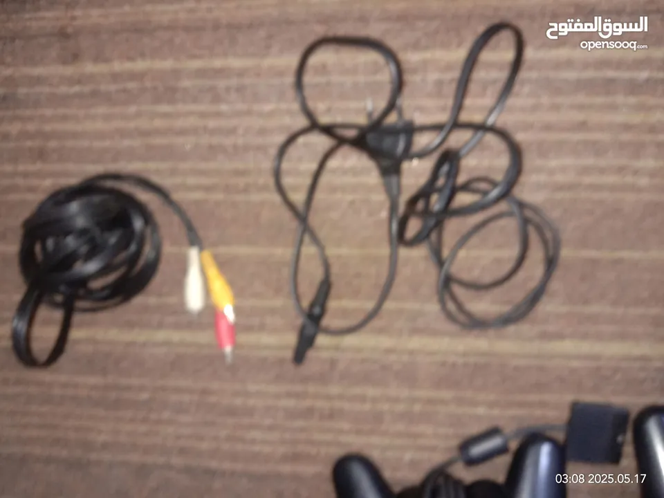 جهاز ps2 بلاستيشن 2 جهاز ممتاز للبيع بسعر ممتاز