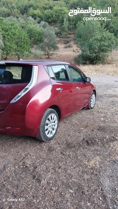 نيسان ليف فحص كامل مدخلين شحن 9 بار بطاريه 24 كيلو مرخصه جديد