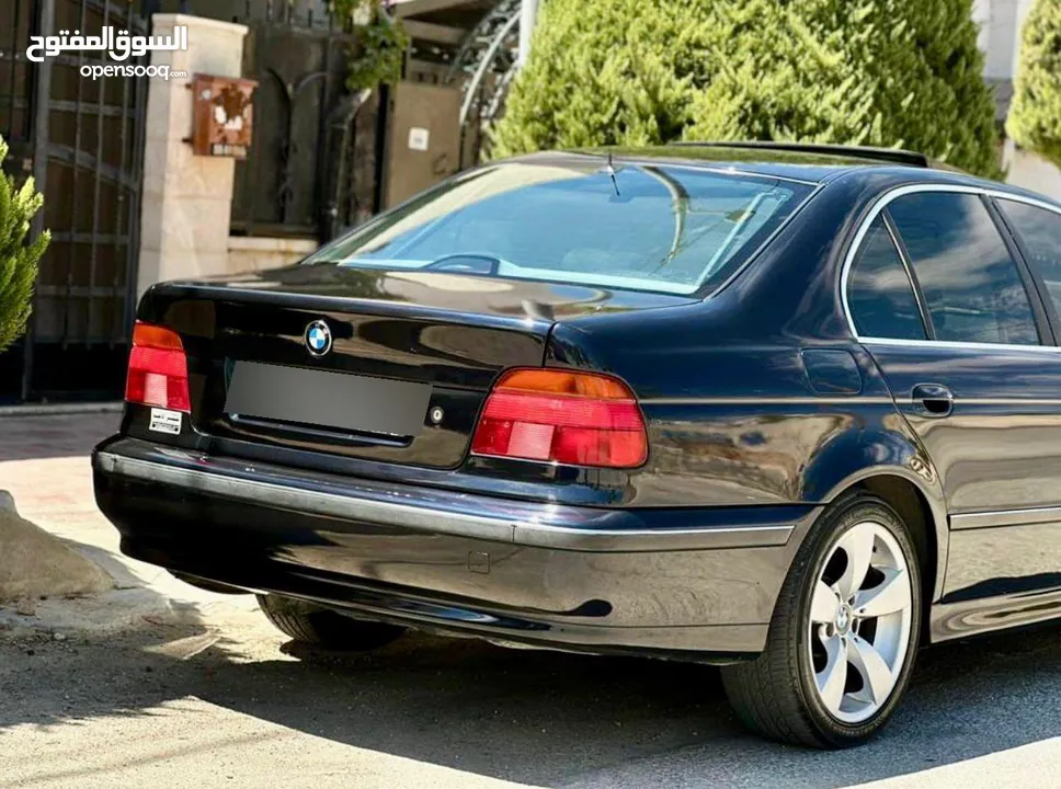 BMW موديل 1999 دب