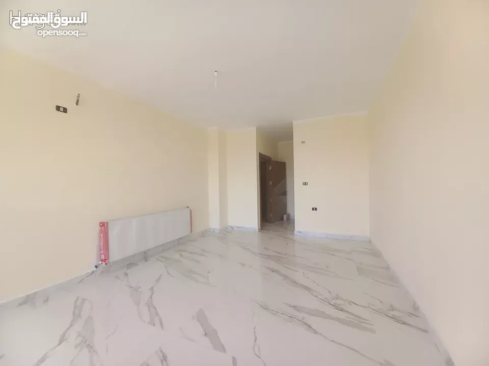 شقة للبيع في طريق المطار  ( Property ID : 33068 )