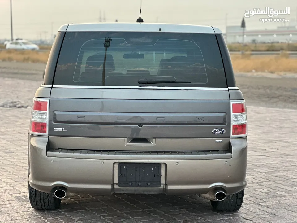 Ford Flex Gcc SLE Sunroof Full Option فورد فليكس فل أوبشن خليجي بحالة الوكالة