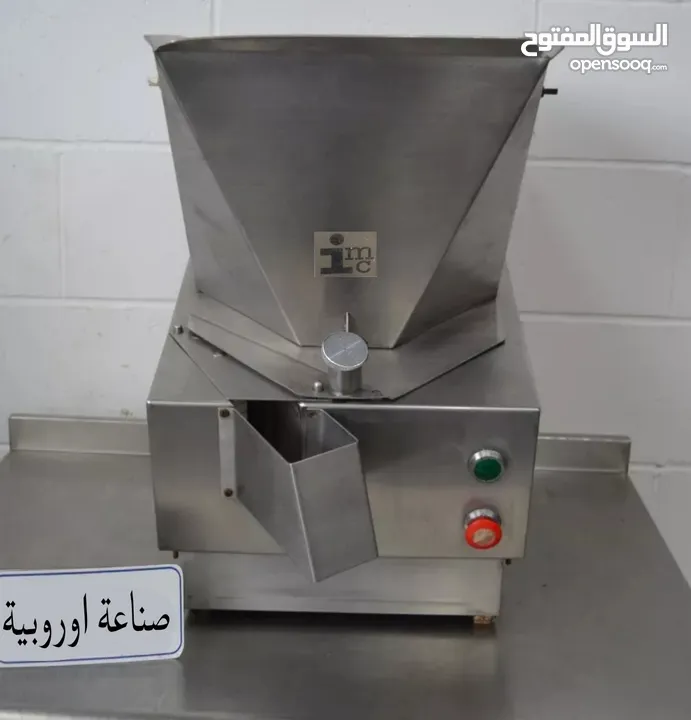 قطاعة بطاطا اوروبية حديثة جديدة استعمال اسبوع فقط بسرعة تقطيع 30 كيلو في الدقيقة الواحدة