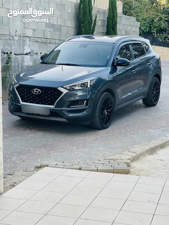 توسان 2020ترخيص 19بسعر حرق يد اولى فحص نخب لون فراني مميز دهان شركة