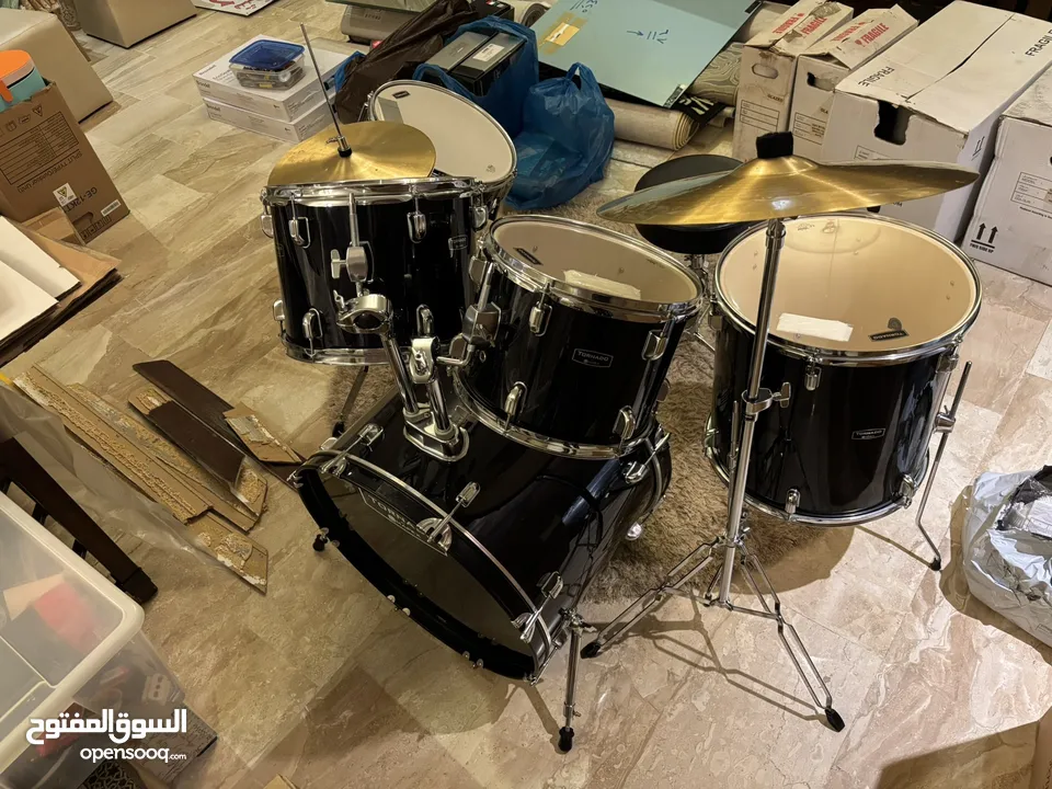 5 Piece Acoustic Drum Set with Cymbals Tornado Remo Drums - درمز