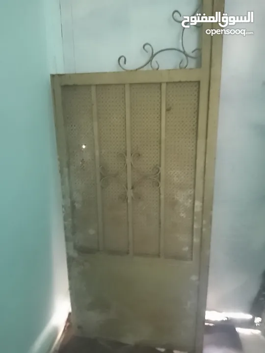 باب خارجي حديد للبيع بحاله ممتازه