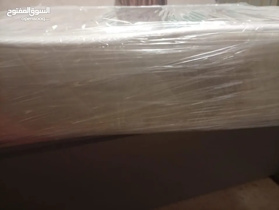 فرشة مجوز بحالة ممتازة