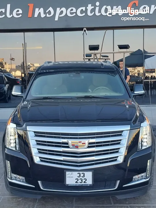 كاديلاك اسكاليد وارد الوكالة قاطع مسافة 29000km فقط صنف platinum