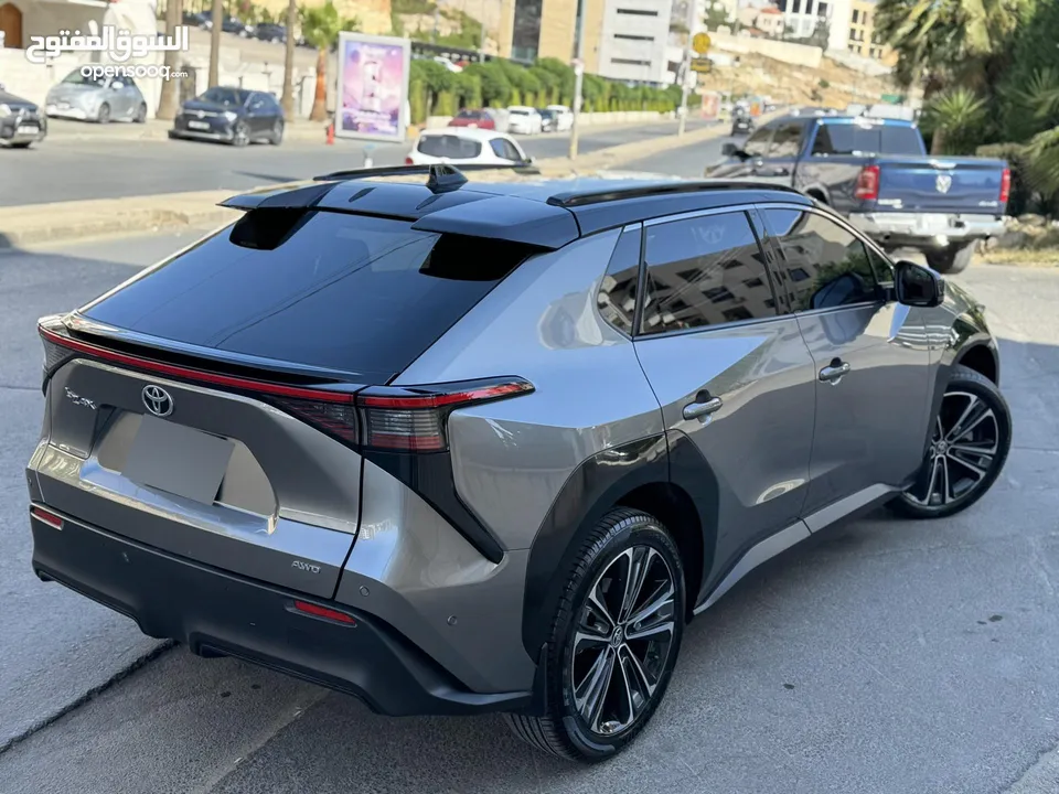 تويوتا bz4 2023 للبيع