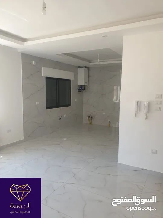 طابق اخير مع روف دوبلكس فاخر لم يسكن لقطه وبسعر مغري جداااا عرض خاص يا بلاش في أرقى واجمل مناطق خلدا