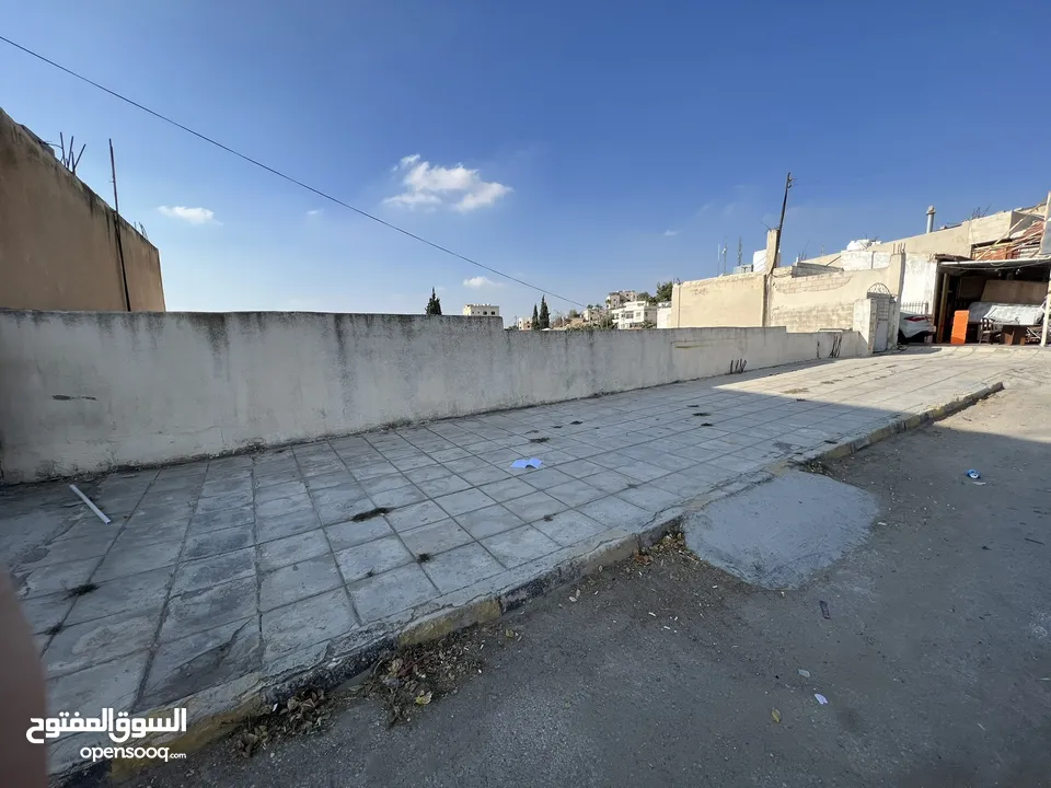ارض تجاري للبيع بناعور حي الشهيد 1370 متر