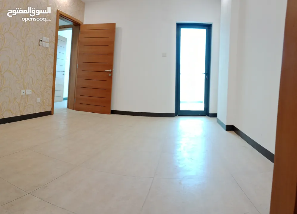 5Me12-Modern 2bhk flat for rent with sharing pool in Bousher شقة للايجار مع بركة سباحة في بوشر